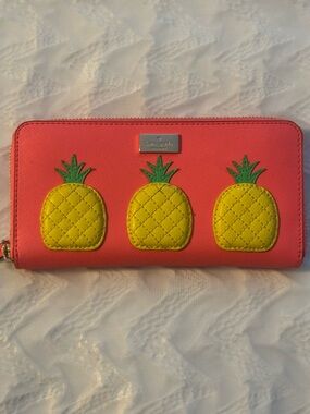 kate spade Coral Pink pineapple Zip-Around Card Wallet